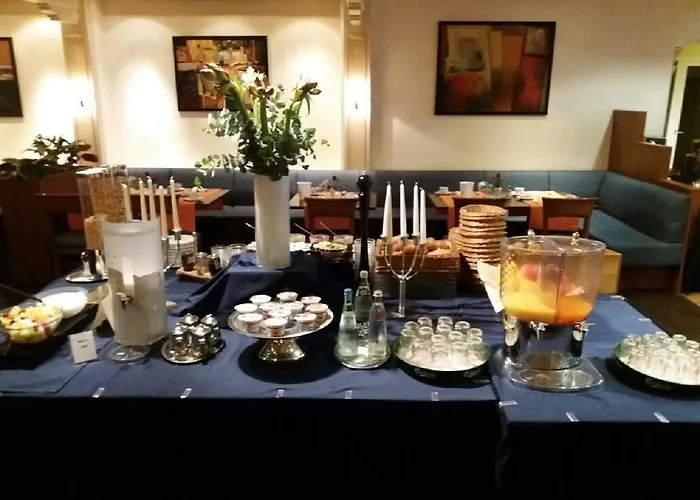 Rheinterrasse Benrath 4* Düsseldorf