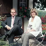 Rheinterrasse Benrath 4*