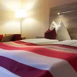 Rheinterrasse Benrath Отель