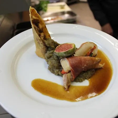 ホテル Rheinterrasse Benrath 4*