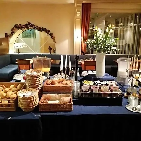 Hotel Rheinterrasse Benrath