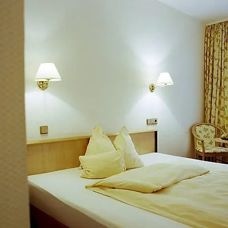 Hotel Rheinterrasse Benrath Dusseldorf