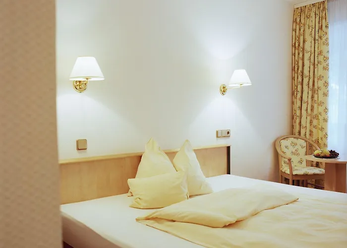 Rheinterrasse Benrath 4* Düsseldorf