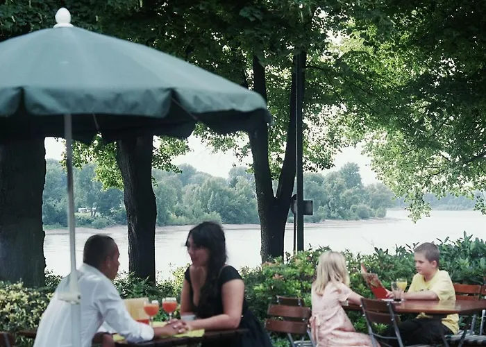 Szálloda Rheinterrasse Benrath 4*